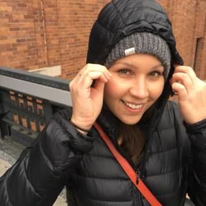 Meet your Posher, Catherine